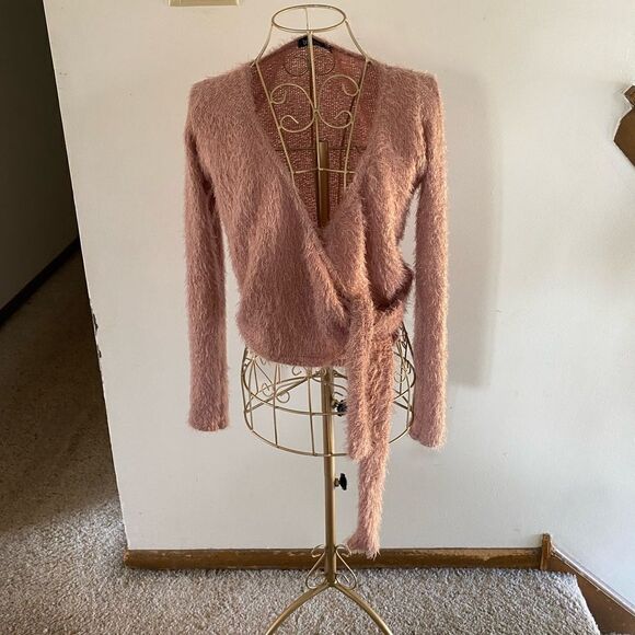 BooHoo mauve feather texture wrap sweater size 8 - Picture 3 of 9